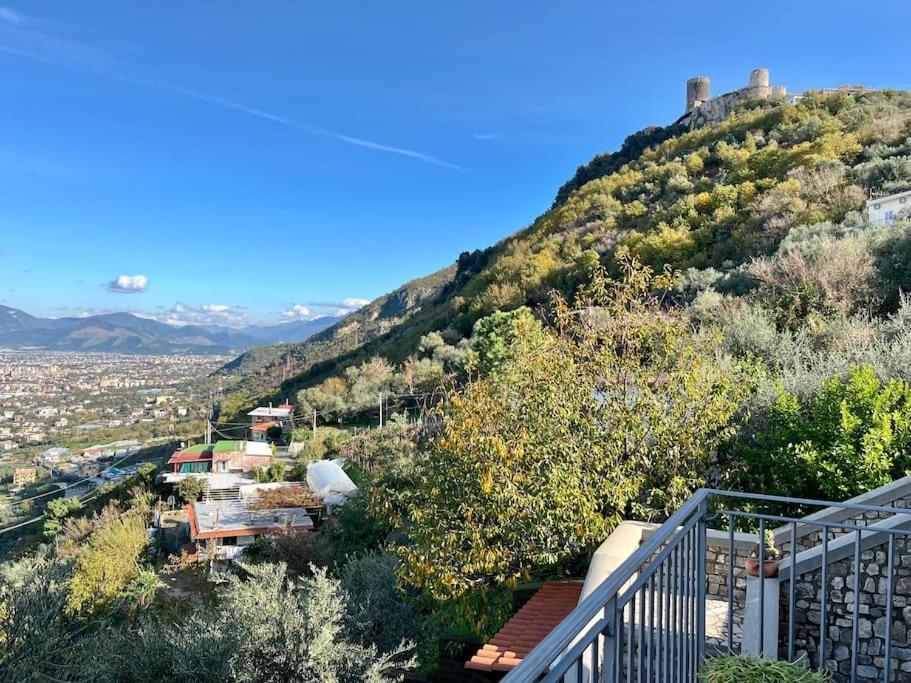 Vila Casale Di Lusso Panoramico Lettere Exteriér fotografie