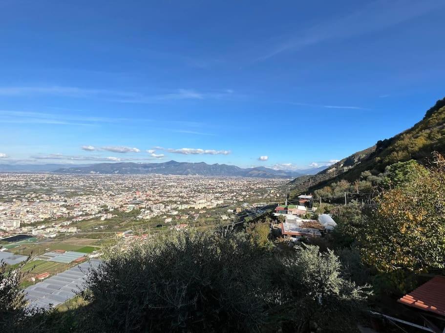 Vila Casale Di Lusso Panoramico Lettere Exteriér fotografie