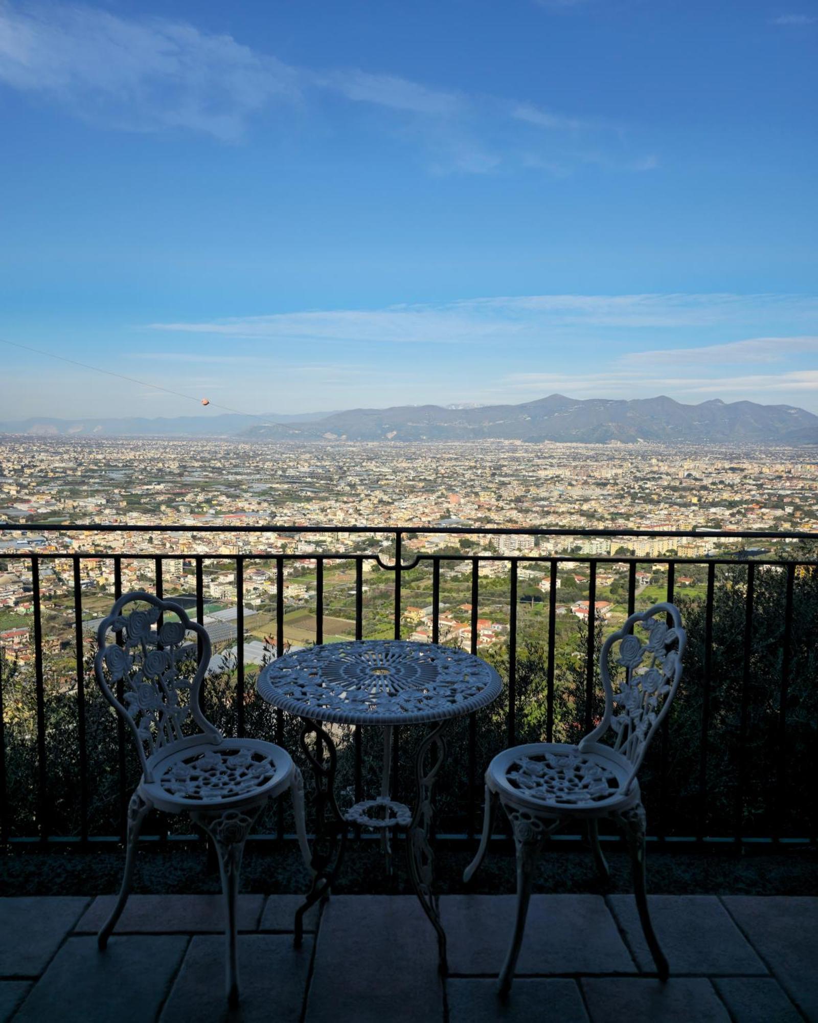 Vila Casale Di Lusso Panoramico Lettere Exteriér fotografie