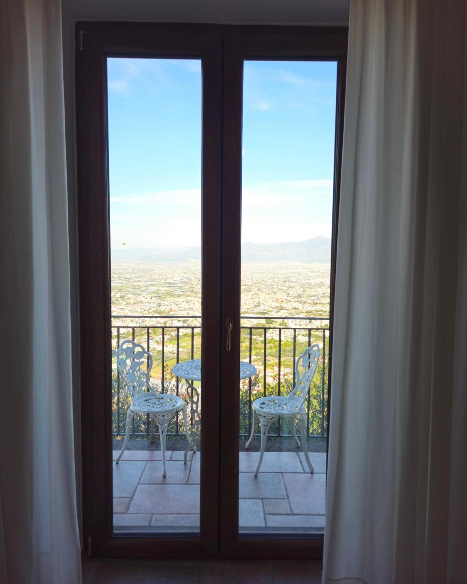 Vila Casale Di Lusso Panoramico Lettere Exteriér fotografie